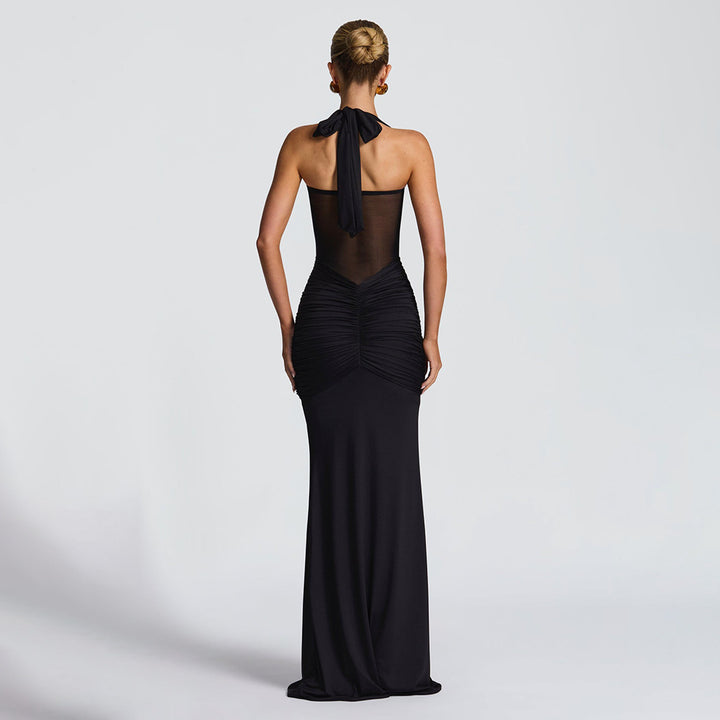 Dame elegant maxikjole med smigrende rynkning og halterneck Skovae