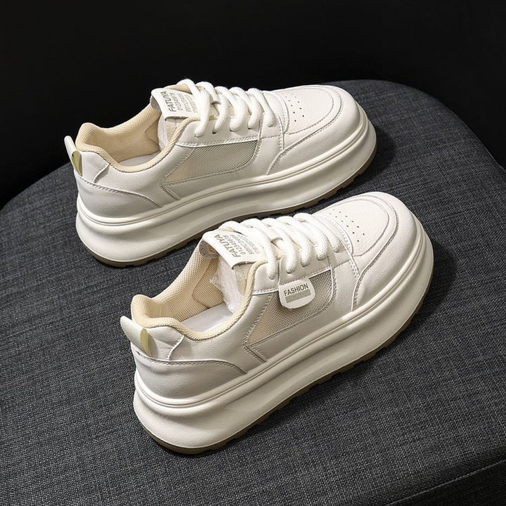 Dame sporty sneakers med tyk komfort-plateau og åndbart overmateriale Stilla