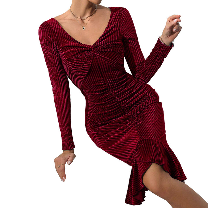 Kvinder Bodycon Maxi Kjole med Elegante Ruffle Detaljer og Figur-Fastholdende Snit Stilla