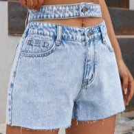 Dame High-Waist Denim-Shorts med dekorativt snit og frynset kant Stilla