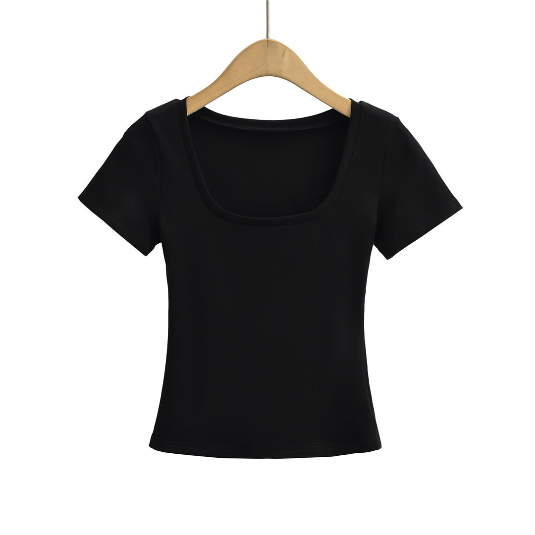 Dame tætsiddende T-shirt med rund halsudskæring og kortærmet design Stilla