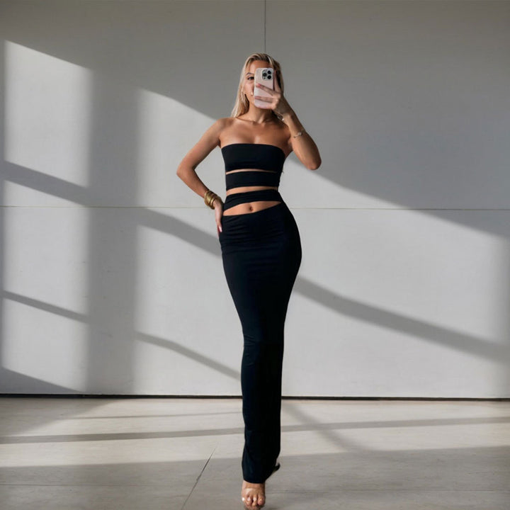 Kvinders bodycon kjole med bandeau udskæring og praktiske udskæringsdetaljer Stilla