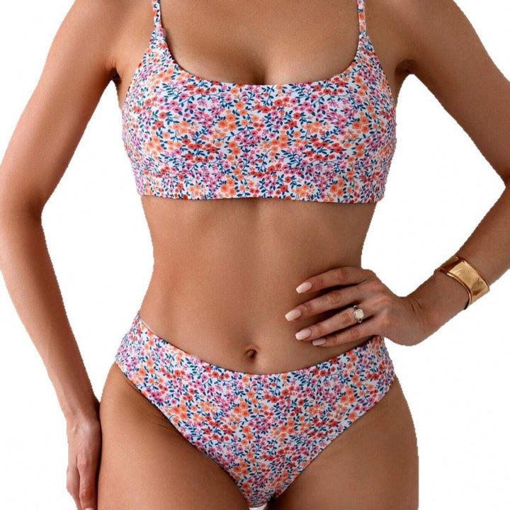 Dame High-Waist Bikini-Sæt med blomstret design og komfortable stropper Skovae