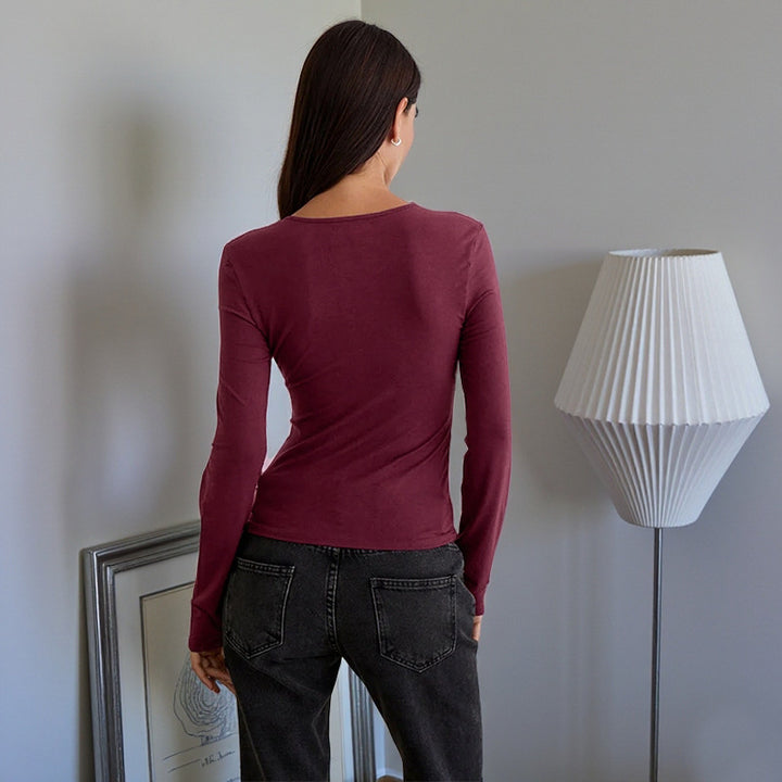Kvinders langærmet camisole med dekorativ snøre detalje og flatterende snit Skovae