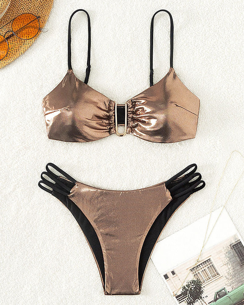 Dame Højglans Bikini med elegant ringdetalje Skovae