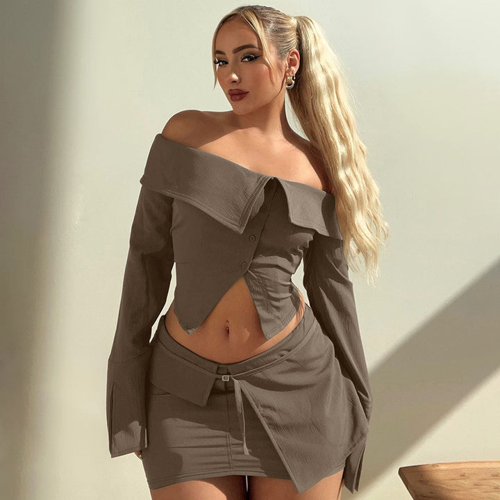 Dame Off-Shoulder Top med knælang nederdel og elegante knapdetaljer Stilla
