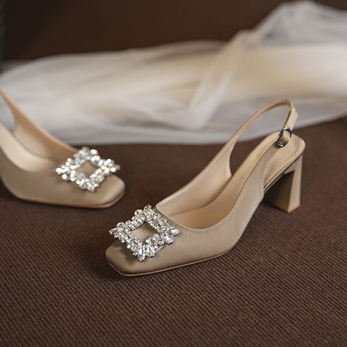 Femme Elegante Slingback-Pumps med krystalspænde-detalje Stilla