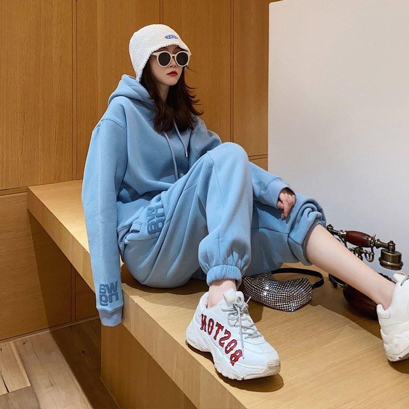 Kvinders sporty fleece hoodie sæt med blød indre foring Skovae