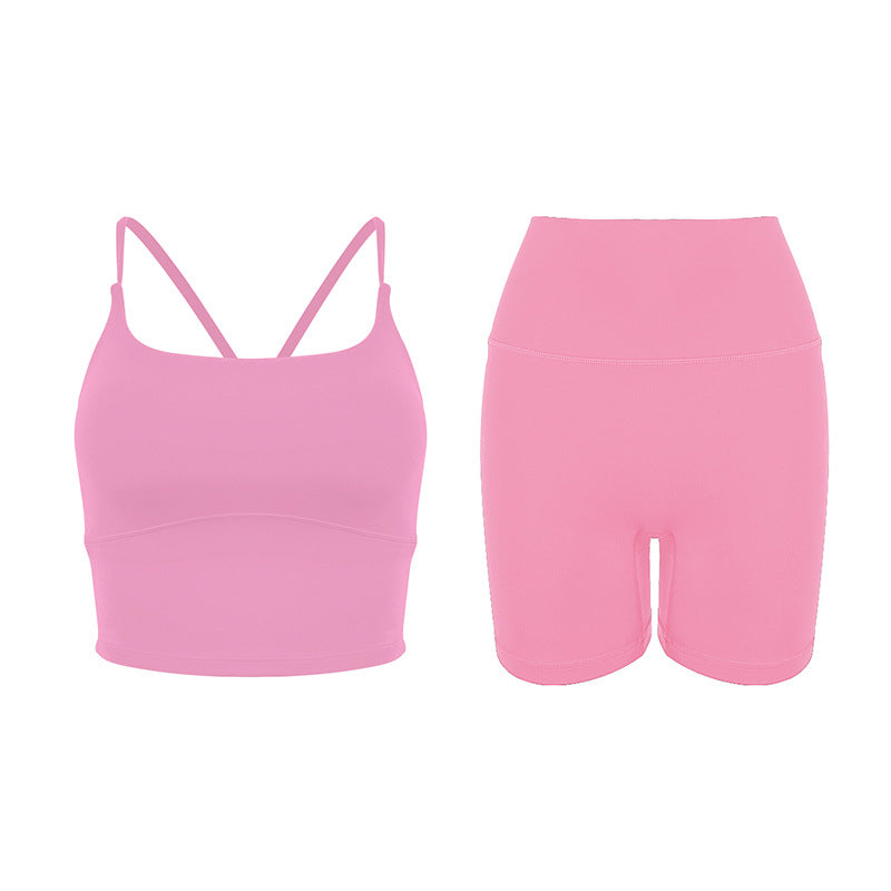 Dame Sporty Set lavet af åndbart materiale med tanktop og højtaljede shorts Stilla
