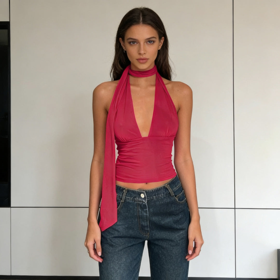 Dame Stilfuldt Cropped Top med smalt Halskede Skovae