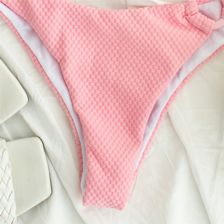 Dame bikini med stilfuldt ringelement og struktureret materiale Stilla