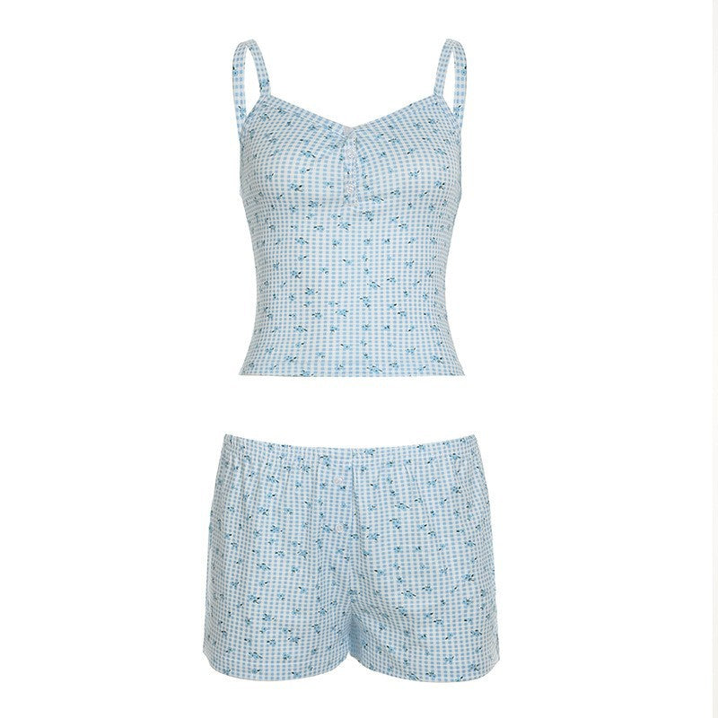 Dame pyjamasæt med elegant ternet mønster og justerbare stropper Skovae