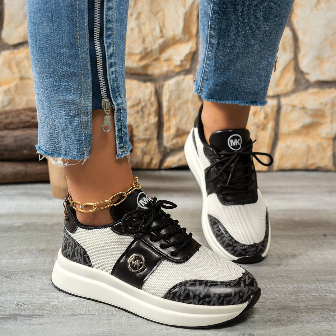 Dame Sporty Sneakers med åndbart netoverflade og komfortabel sål Stilla