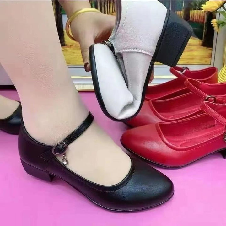 Dame Ballerinas med elegant remdesign og stabil hælhøjde Stilla