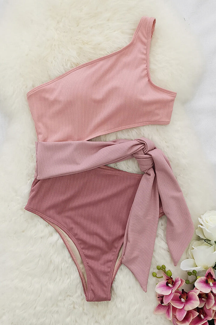 Stilla | Asymmetrisk Bicolor Badedragt med Spids