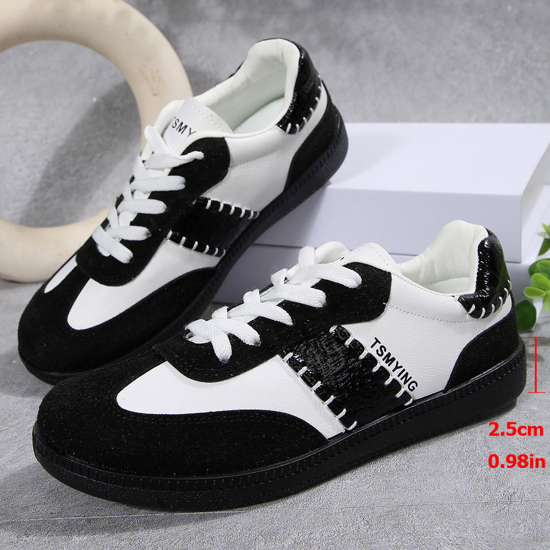 Dame Sporty Sneakers med moderigtigt design og blød sål Stilla