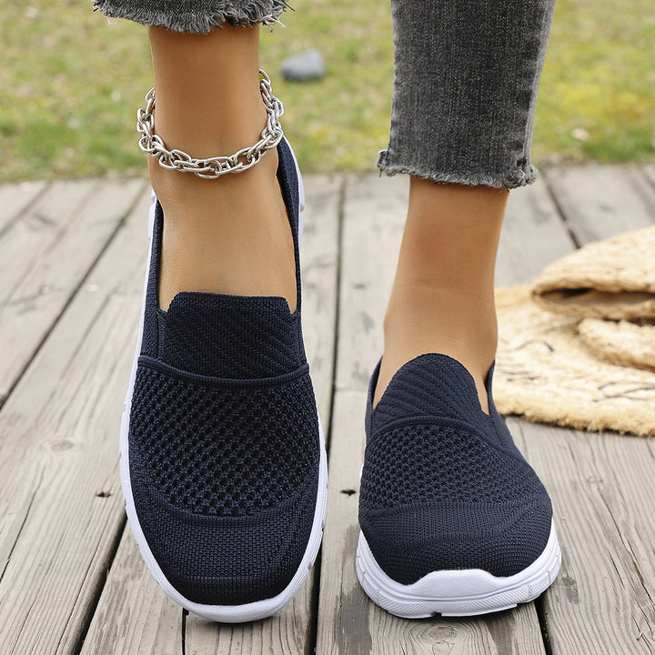 Dame Slip-On Sneakers med åndbart mesh-overmateriale og skridsikker sål Stilla
