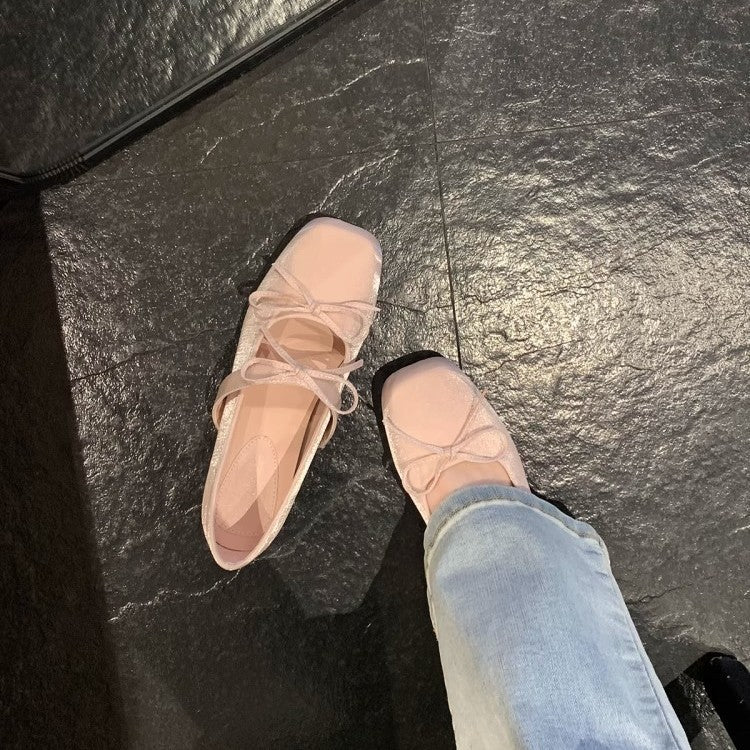 Dame Elegante Ballerinas til at glide i med satinbånd-detalje Stilla