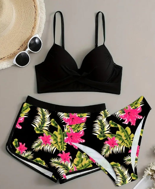 Dame Bikini-sæt med en stilfuld top og afslappede shorts Stilla