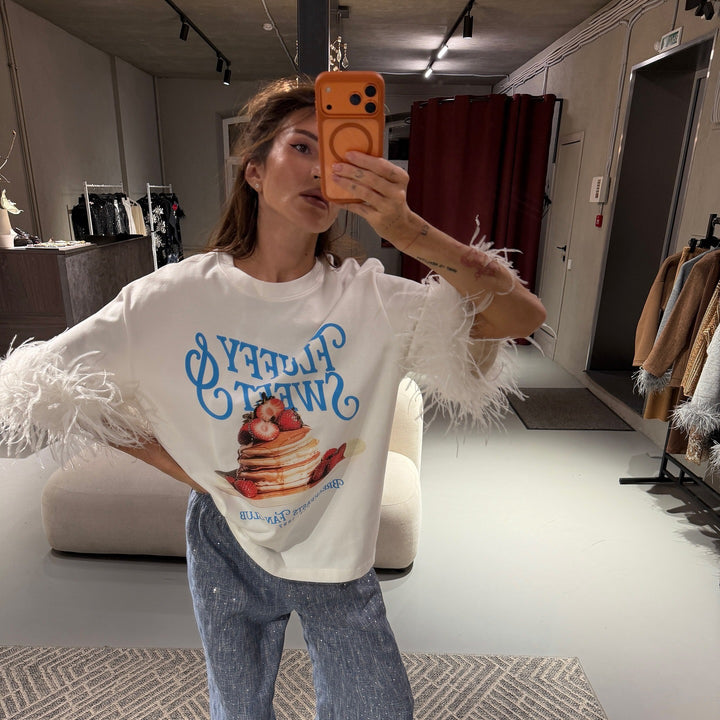 Dame Oversized Sweatshirt med iøjnefaldende fjerærmer Stilla