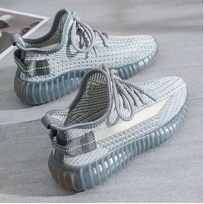 Dame åndbare sneakers med fleksibelt mesh-overmateriale og skridsikker sål Stilla