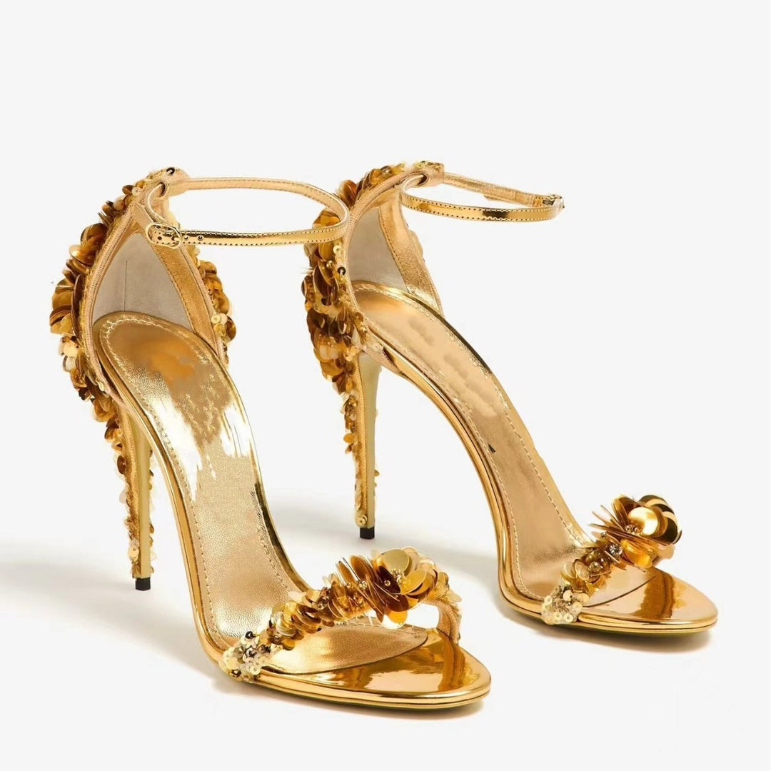 Femme Højhælede Sandaler med florale udsmykninger Stilla