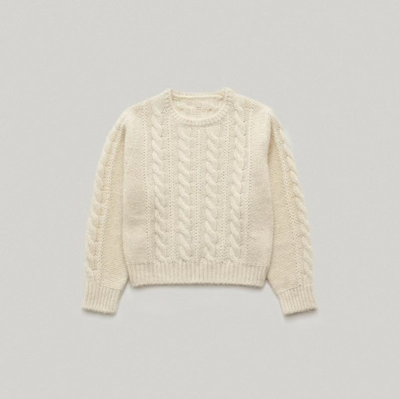 Damer hyggelig strikket sweater med kabelmønster Stilla