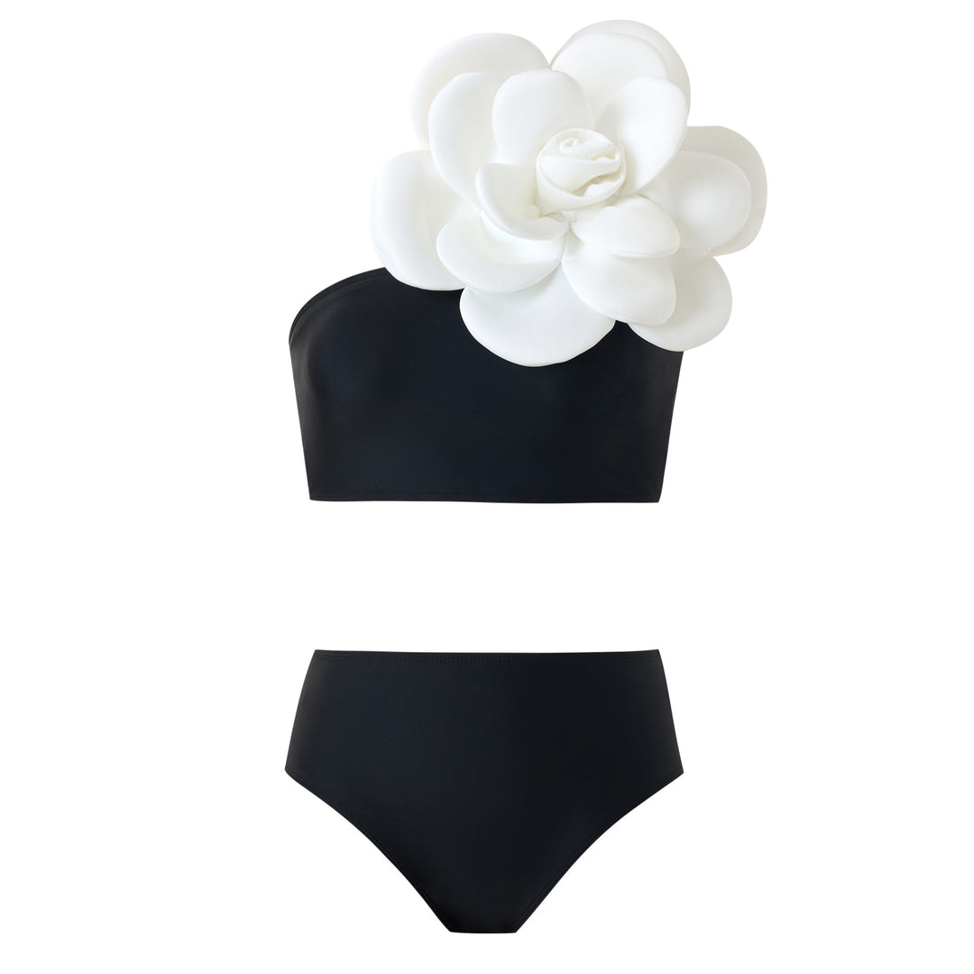 Dame bikini-sæt med elegant top og geometrisk stribet maxiskørt Stilla