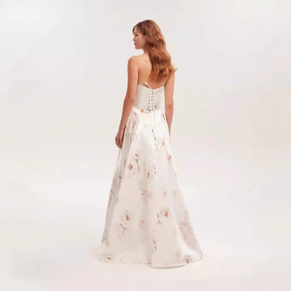 Dame Trachtenkjole med blomsterdesign og bustier-overdel Stilla