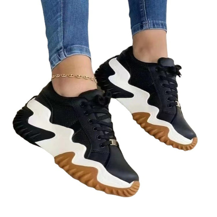 Dame Sneakers med moderne design og dæmpende sål Stilla
