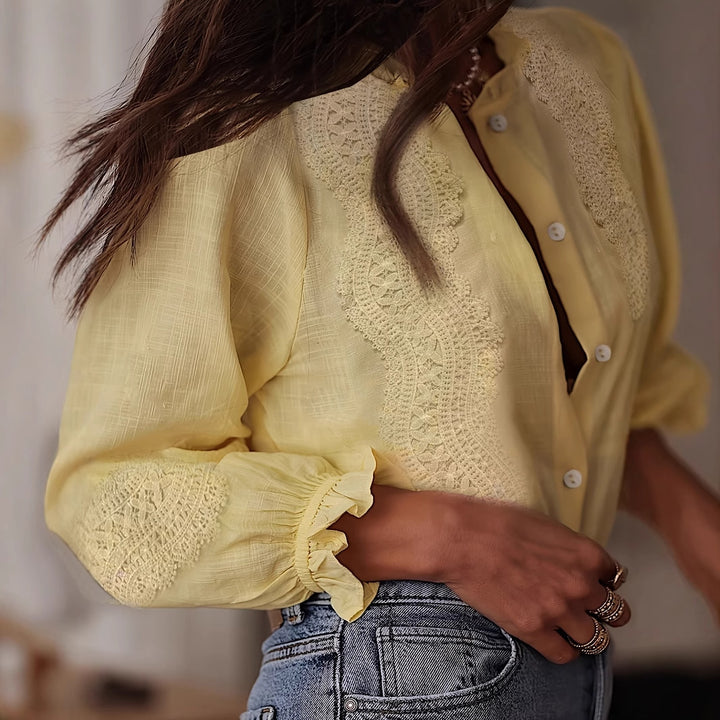 Femme Spidse Knap-Up Bluse Stilla