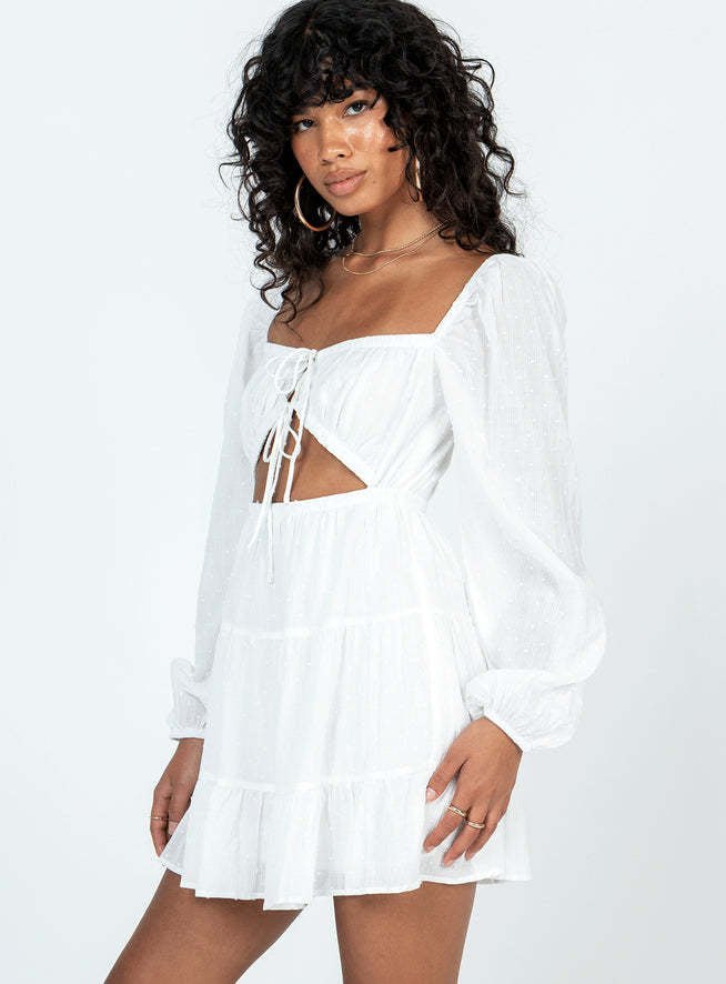 Dame luftig minikjole med cut-out og ruffles detaljer Skovae