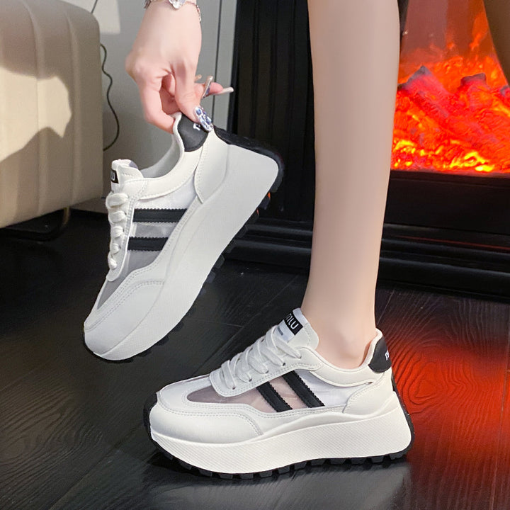 Dame Sneakers med trendy plateau sål og åndbar mesh-overflade Stilla
