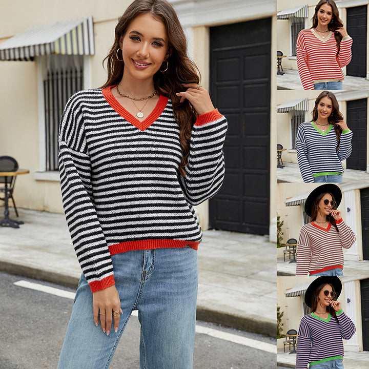 Dame afslappet sweater med V-hals og stribet design Stilla