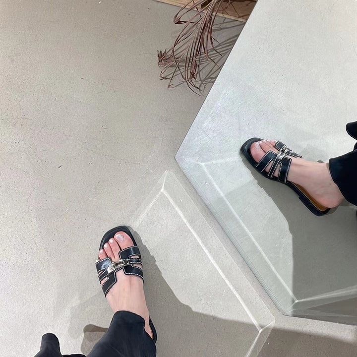 Kvinder stilfulde flade slide-sandaler med dekorative remme Stilla