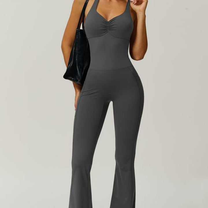 Dame Sporty Jumpsuit med tætsiddende snit og stropper Skovae