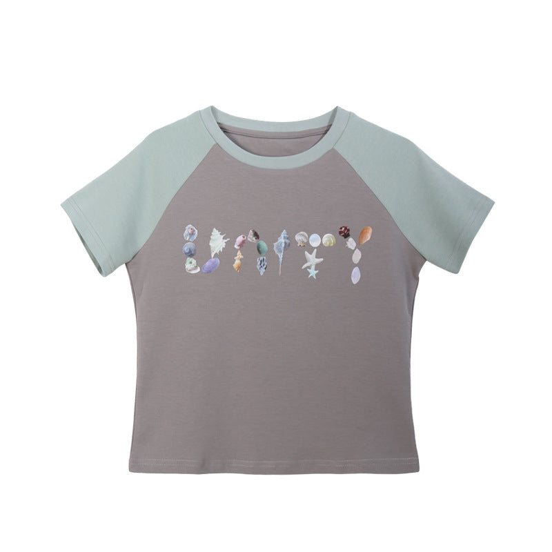 Dame T-shirt med unikt grafisk design og afslappet snit Stilla