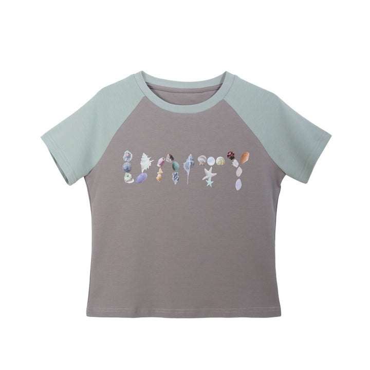 Dame T-shirt med unikt grafisk design og afslappet snit Stilla