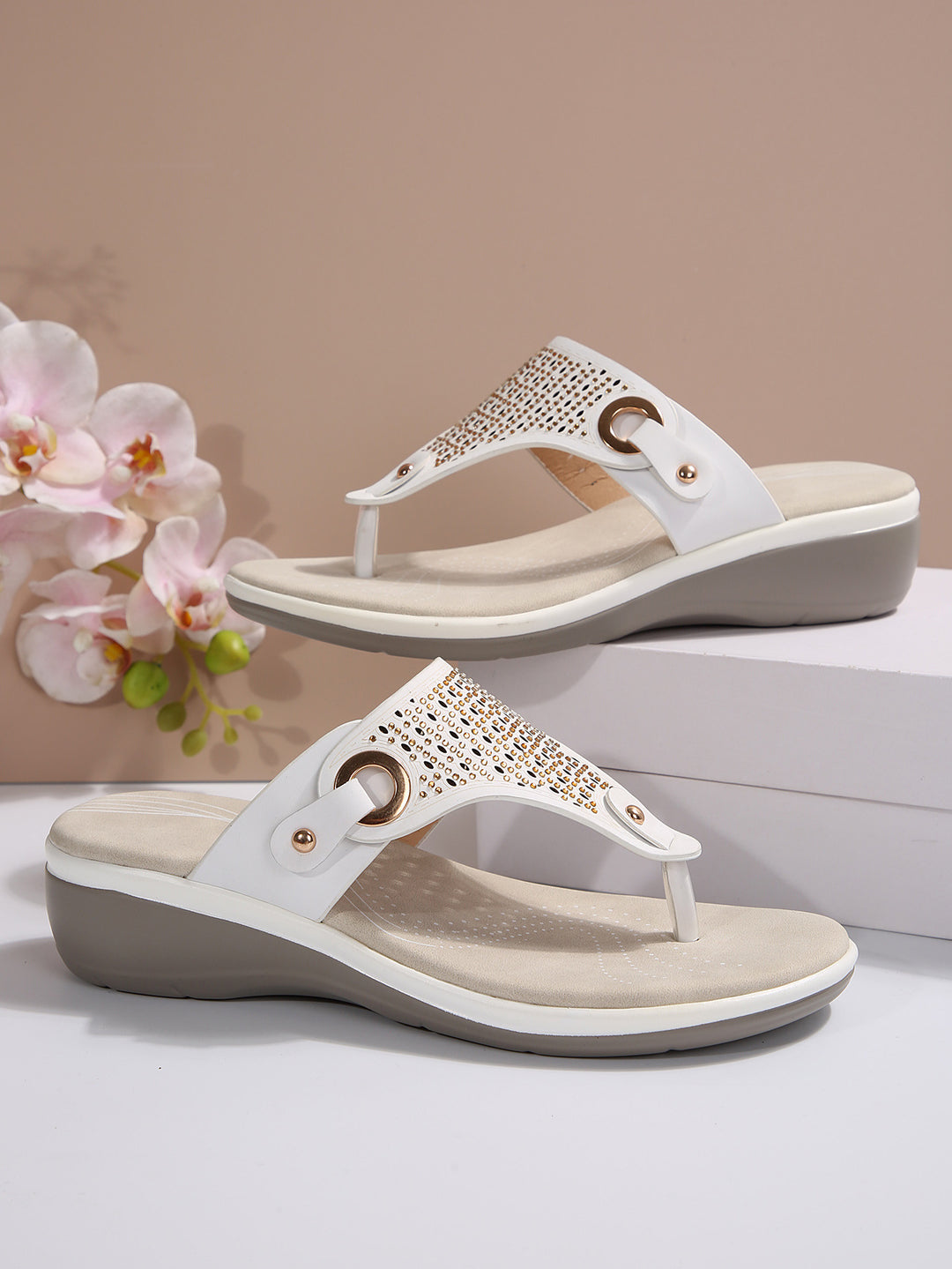 Dame Elegant Zehentrenner med glitrende strassdetaljer Stilla