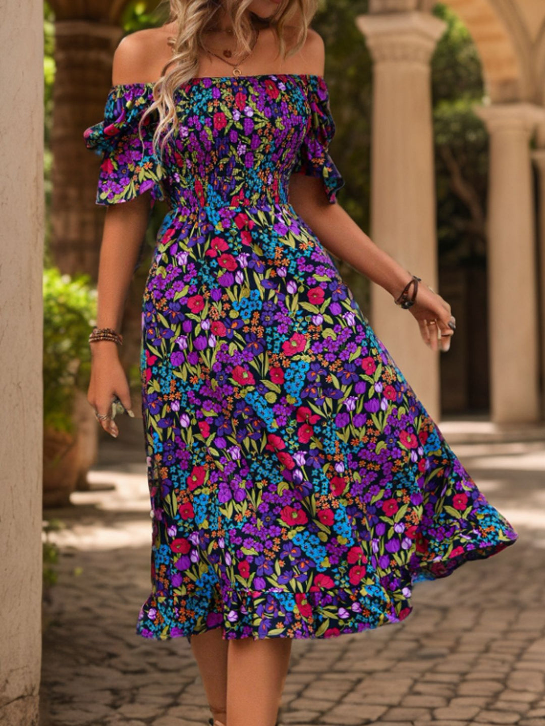 Dame Off-Shoulder Midi-Kjole med blomster mønstre og flæse detaljer Stilla
