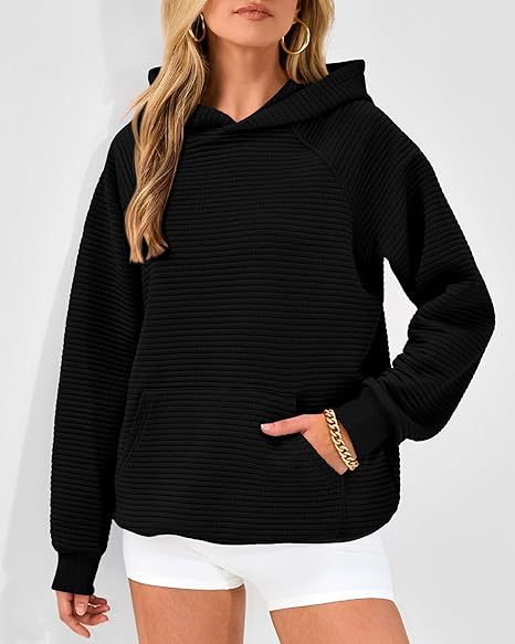 Dame hoodie med struktureret design og komfortabel pasform Stilla