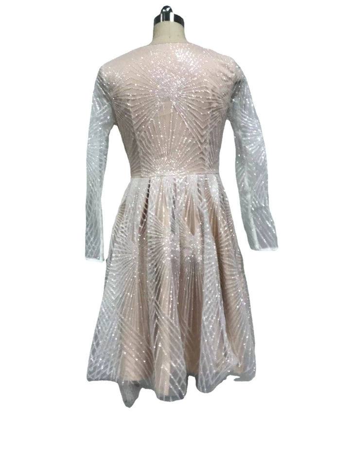 Damer Elegant aften kjole med glitrende Lurex-applikationer og lange ærmer Stilla