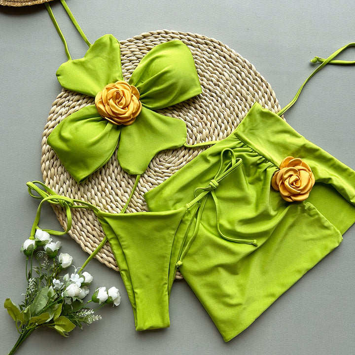 Dame Cropped Top med florale accenter og spændende design Stilla