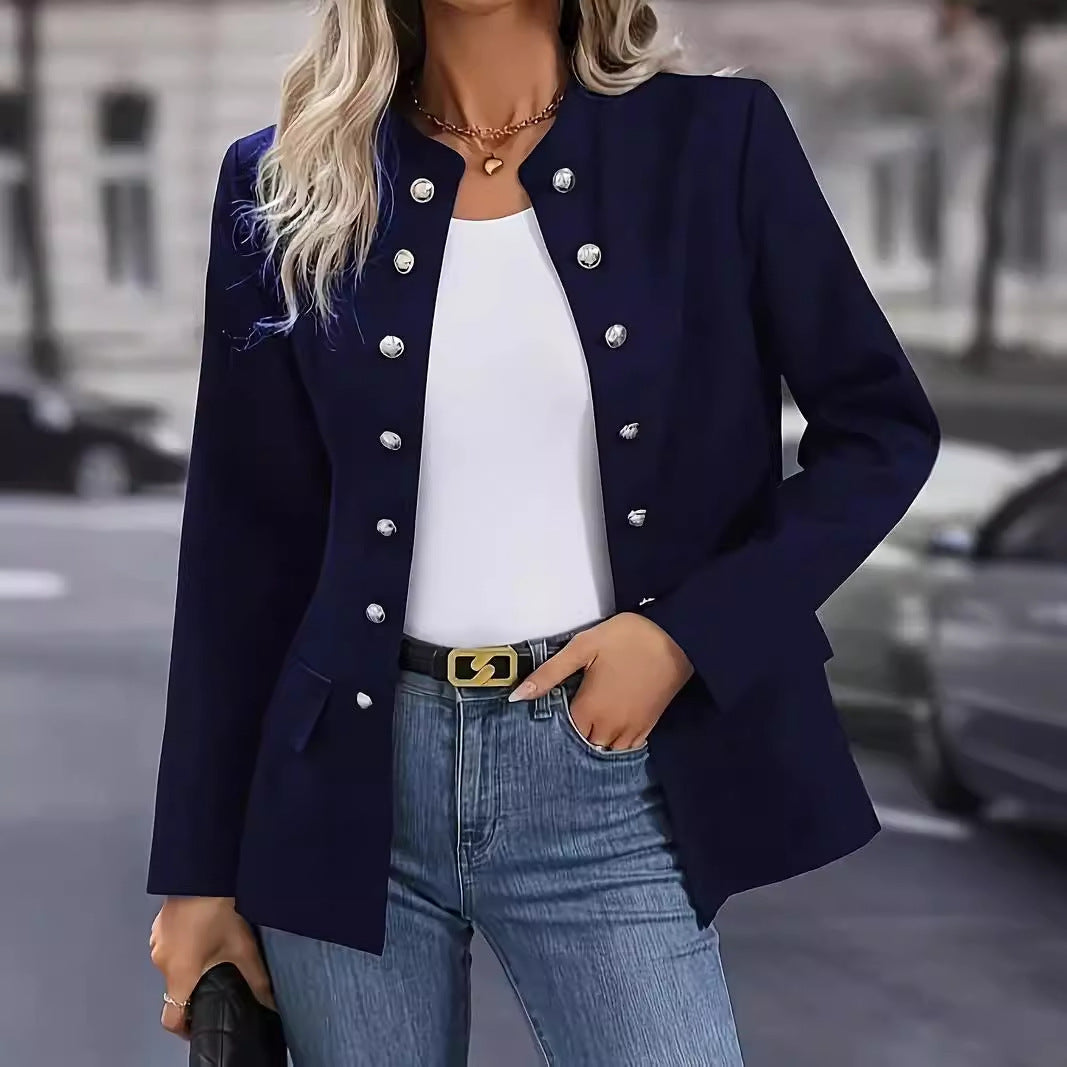Dame moden blazer med glitrende knapdetaljer og elegant snit Stilla