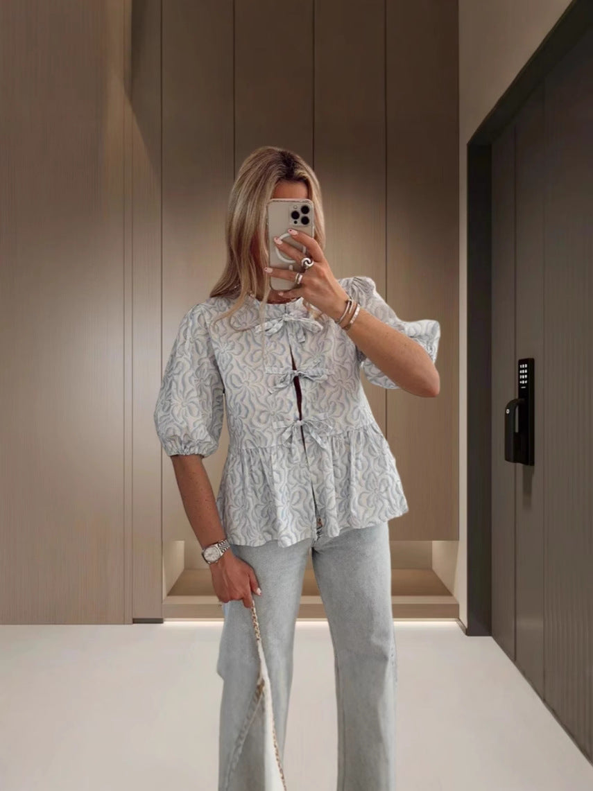 Dame kortærmet bluse i mode leopardprint med binde-detalje Stilla