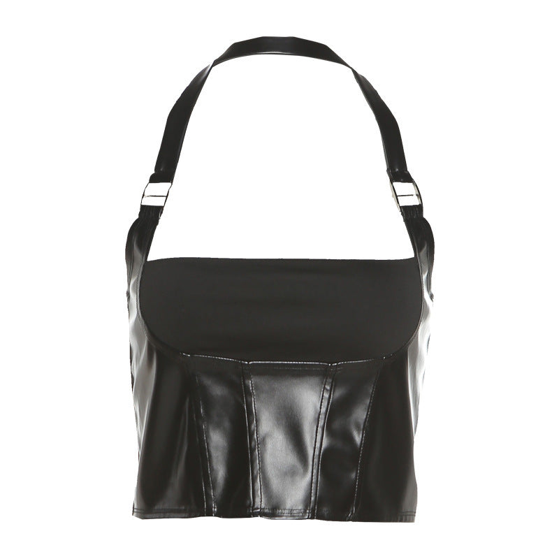 Dame læderlook crop-top med innovativt halterdesign Stilla