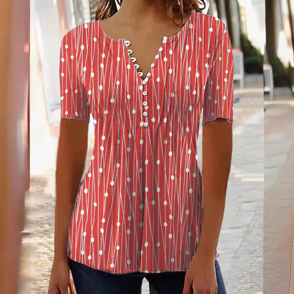 Dame bluse skjorte med moderigtigt prikkedesign og elegant knapliste Stilla