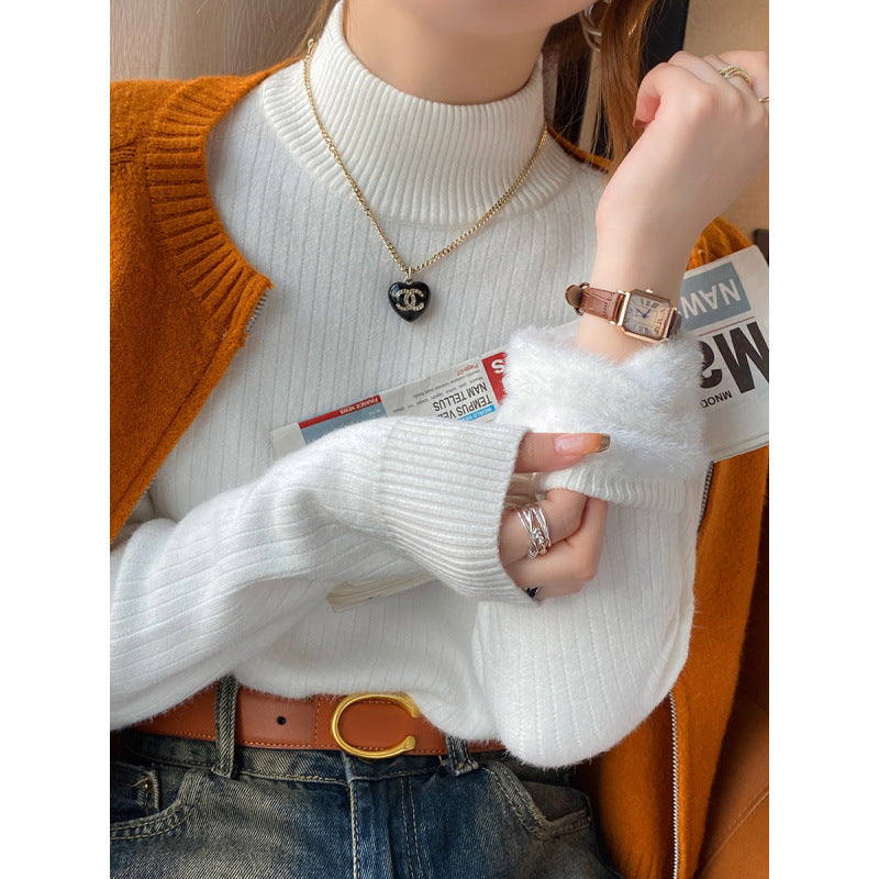 Kvinders sweater med rullekrave og luksuriøs fuzzy kant Stilla