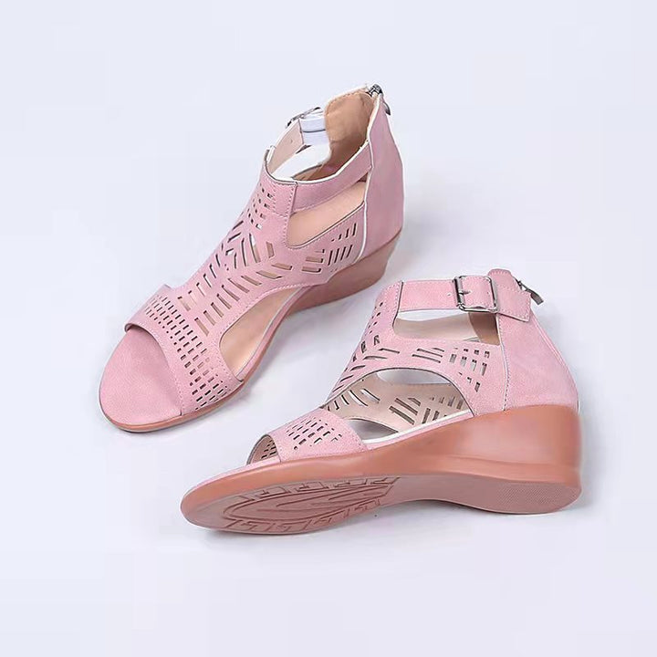 Dame wedge-sandaler med moderne cut-out-design og komfortabelt fodbed Stilla