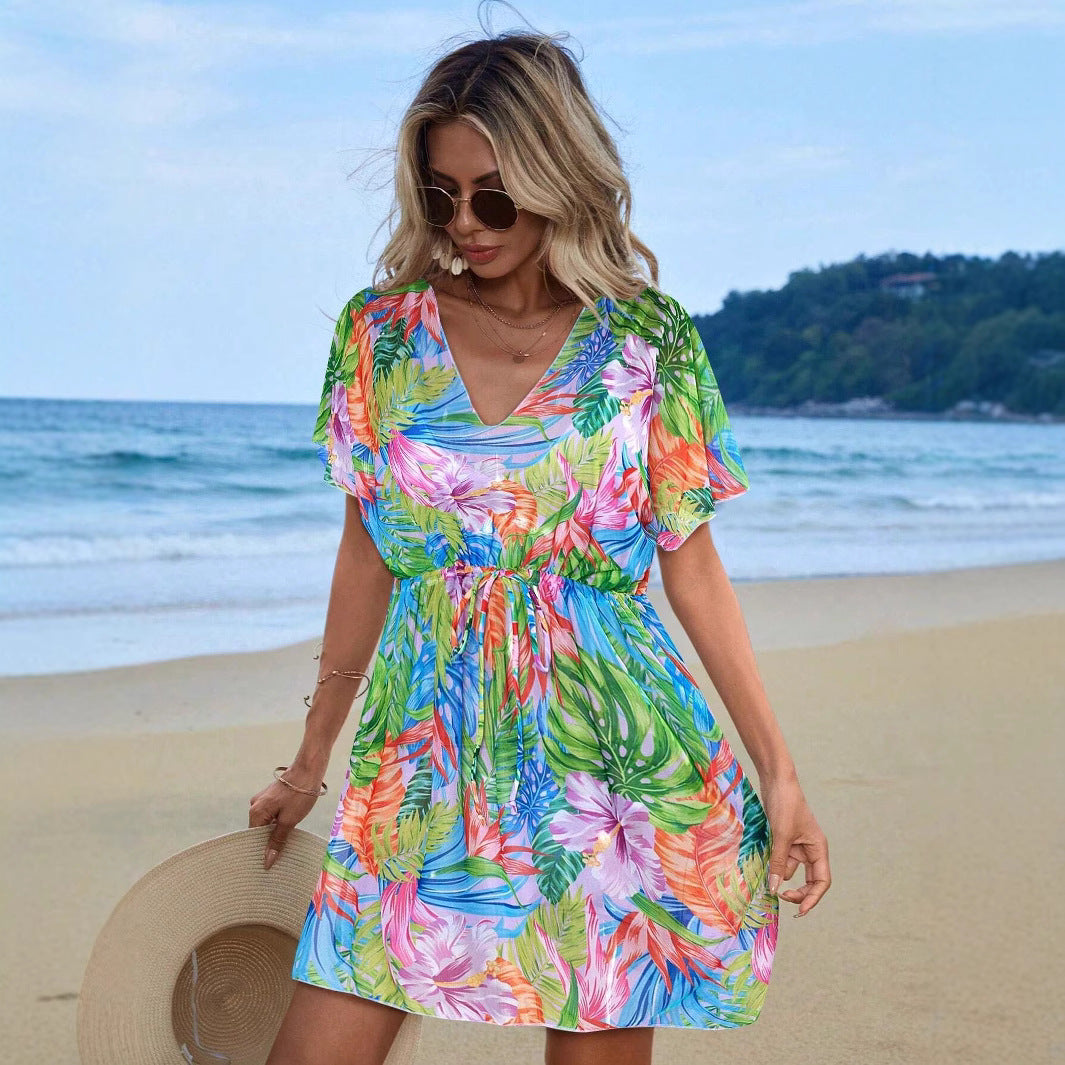 Dame Strandkjole med let chiffonmateriale og asymmetrisk design Stilla